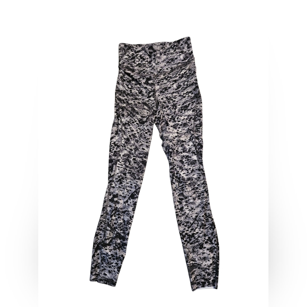 Lululemon Base Pace High Rise Tights Size 2